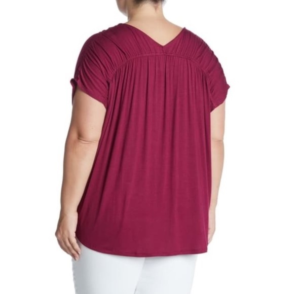 H By Bordeaux Ruched V-Neck T-Shirt - Picture 2 of 5